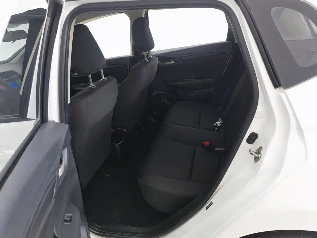 Honda Fit 2016 — фото 15
