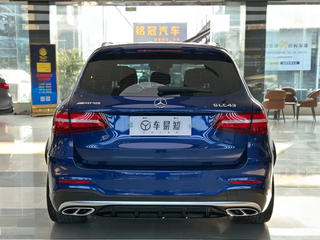 Mercedes-Benz GLC AMG 2019 — фото 17