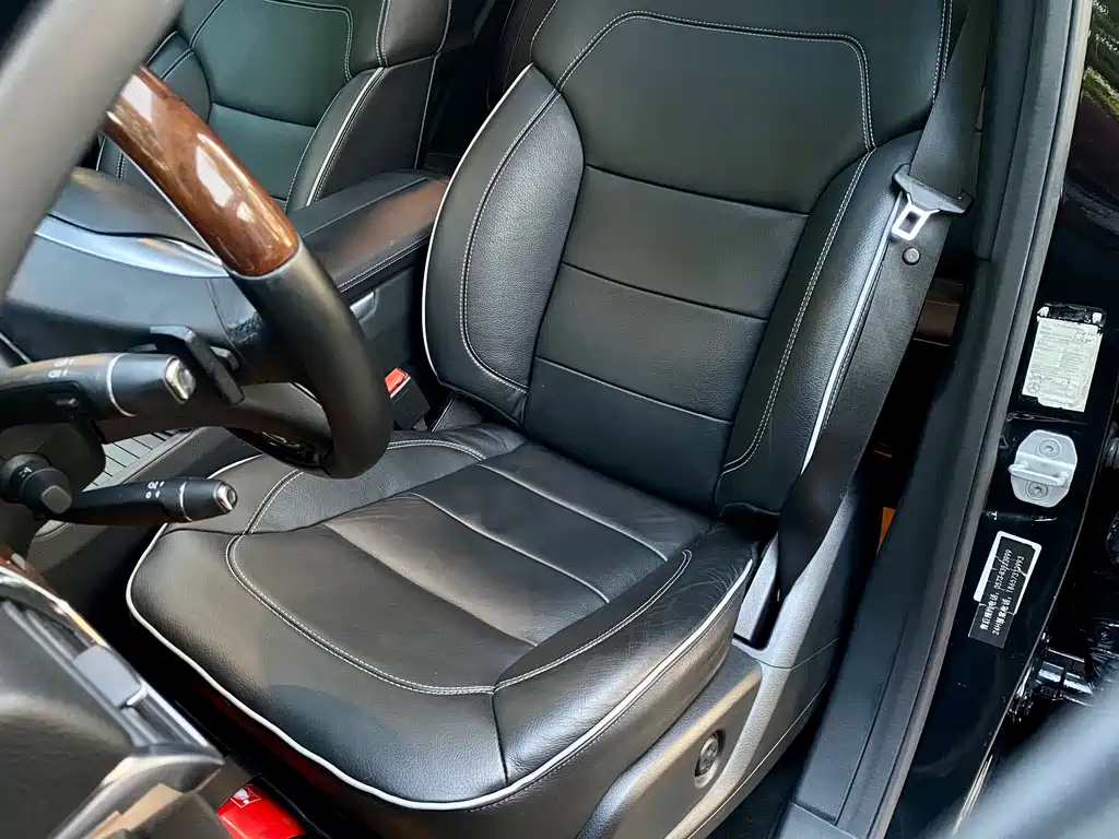 Mercedes-Benz M-Class 2012 — фото 10