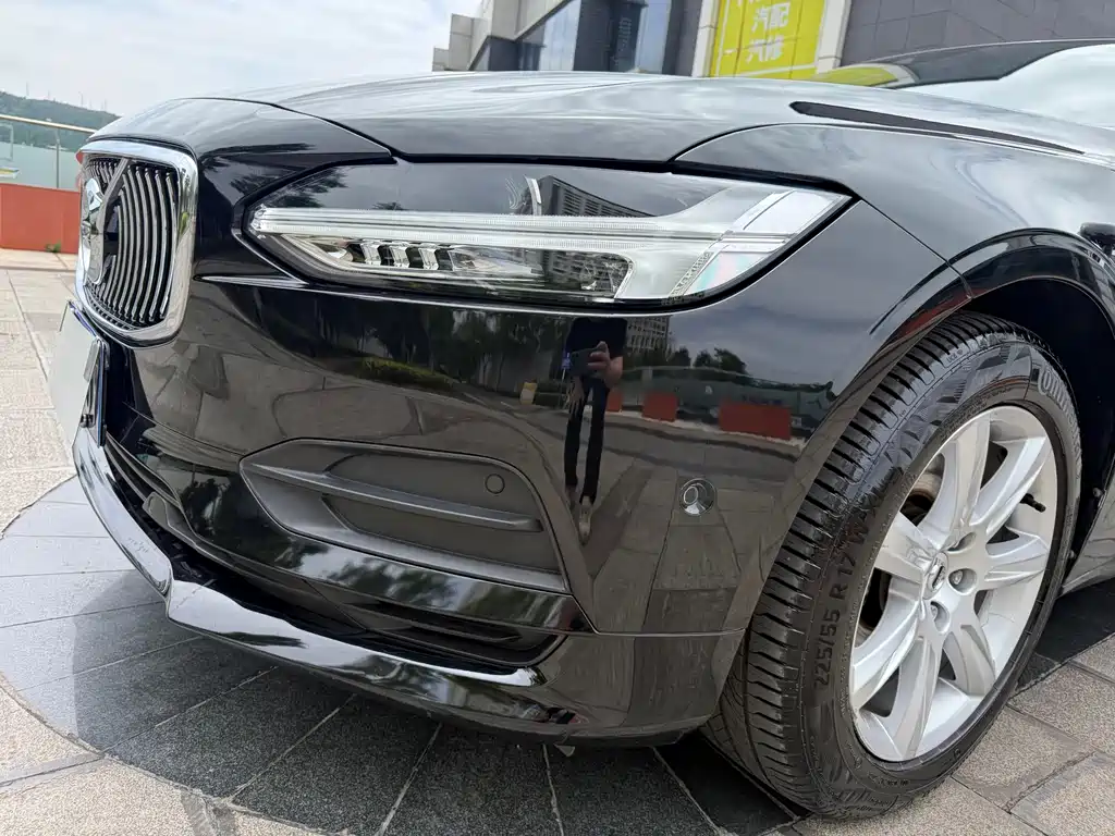 Volvo S90 2018 — фото 13