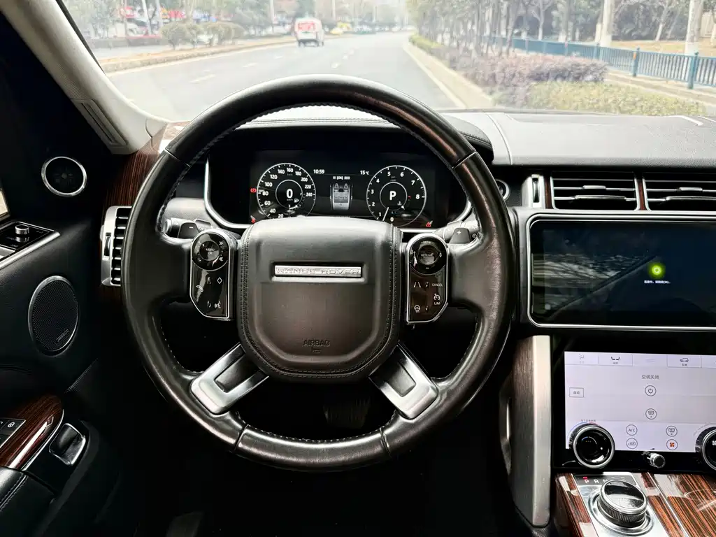 Land Rover Range Rover 2018 — фото 6