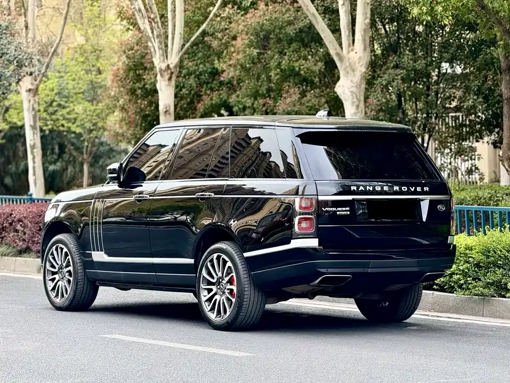 Land Rover Range Rover 2018 — фото 13