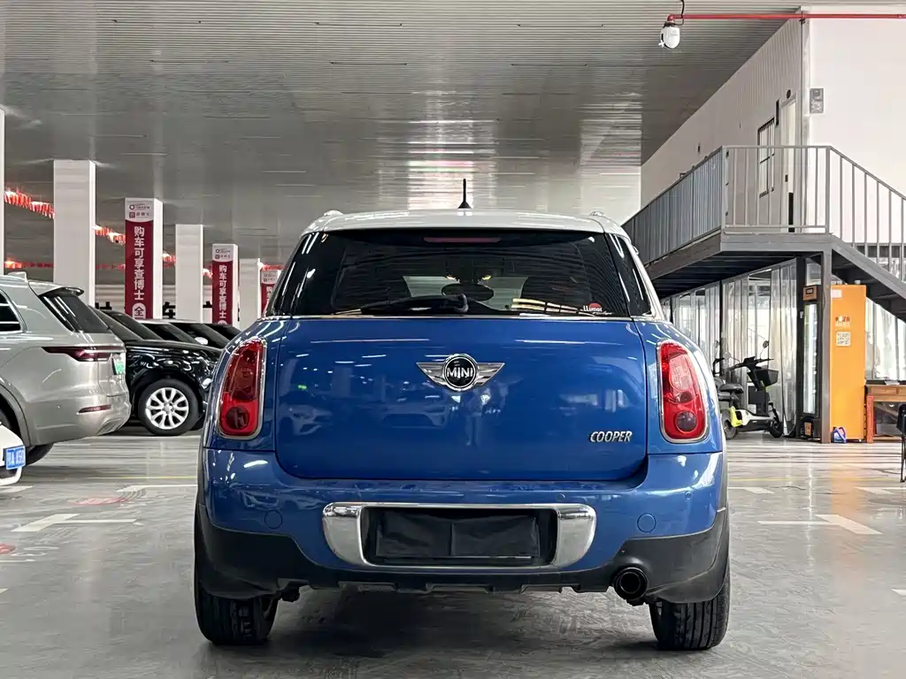 MINI Countryman 2012 — фото 18