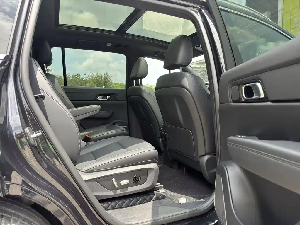 Li Auto ONE 2021 — фото 7