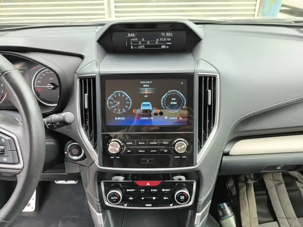Subaru Forester 2022 — фото 13