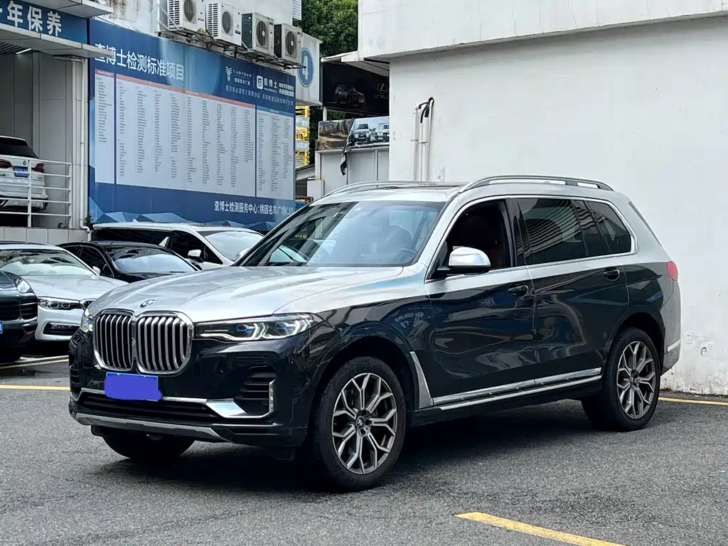 BMW X7 2023 — фото 10