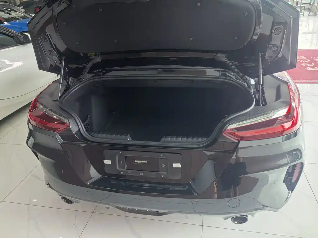 BMW Z4 2021 — фото 12