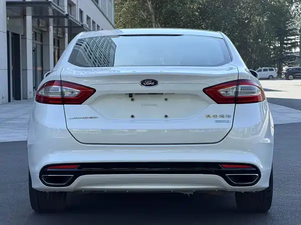 Ford Mondeo 2014