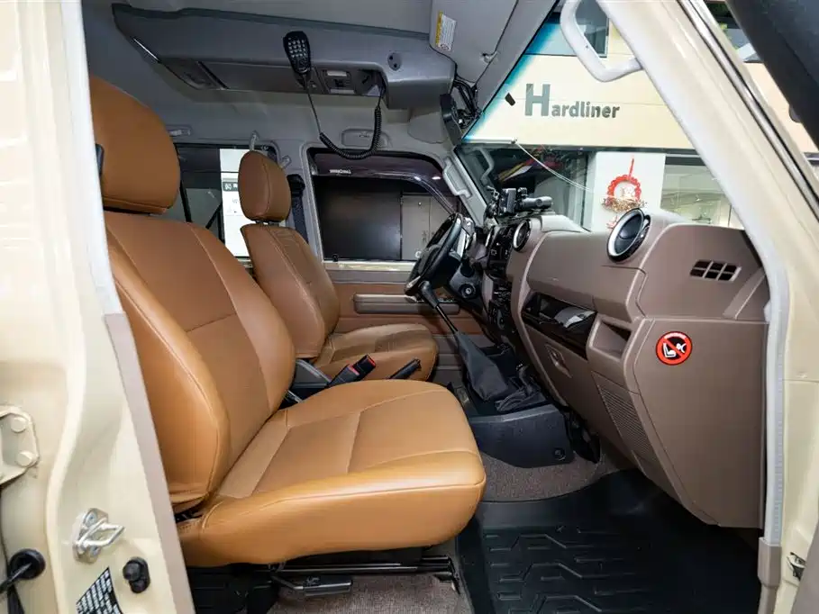 Toyota Land Cruiser 2024 — фото 10