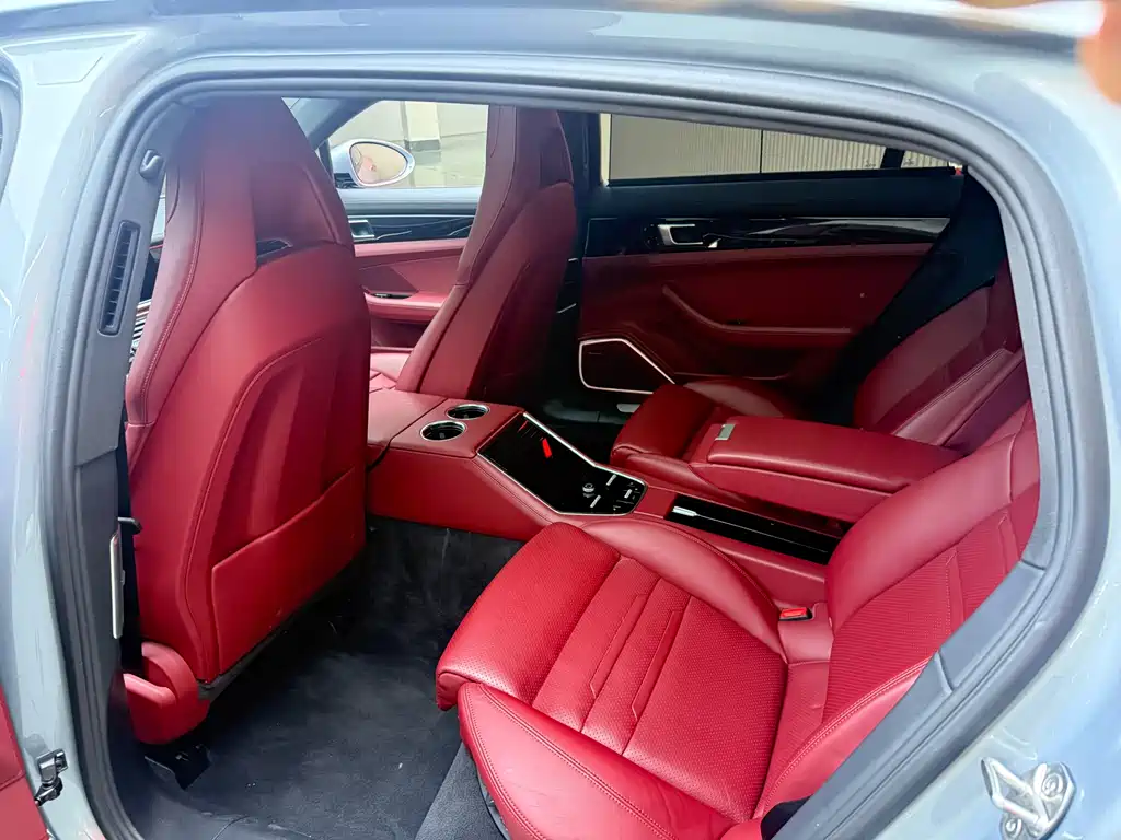 Porsche Panamera 2020