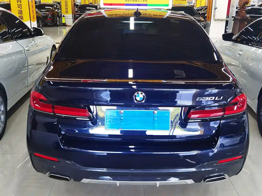 BMW 5 Series 2022 — фото 14