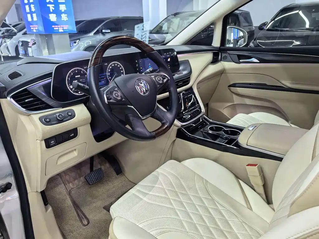 Buick GL8 2022