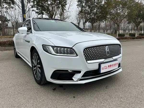Lincoln Continental 2019