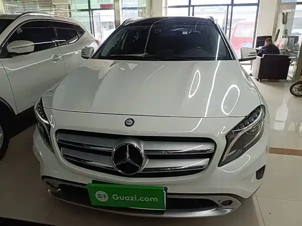 Mercedes-Benz GLA 2016