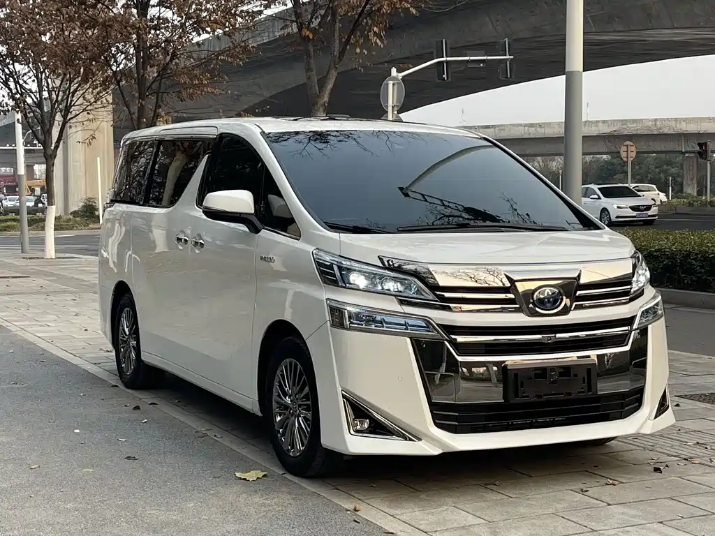 Toyota Vellfire 2020 — фото 3