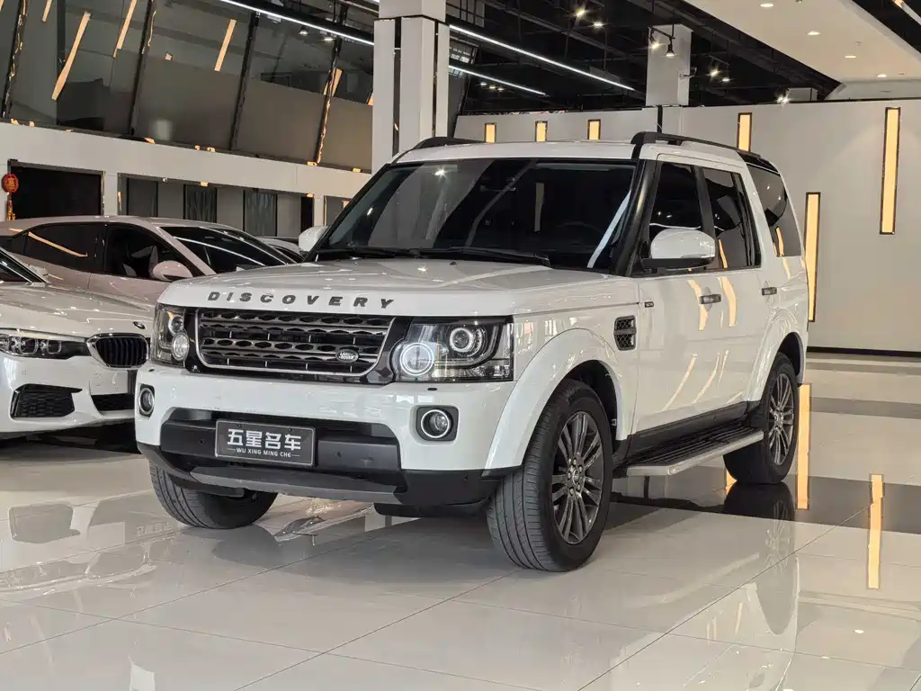 Land Rover Discovery 2016 — фото 1