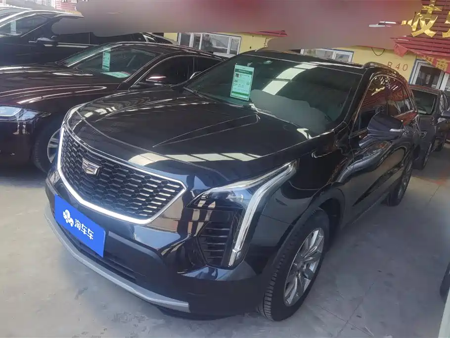 Cadillac XT4 2019 — фото 1