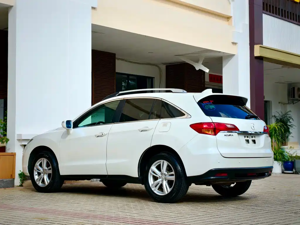 Acura RDX 2015 — фото 16