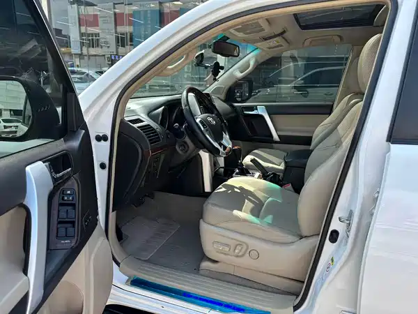Toyota Prado 2010