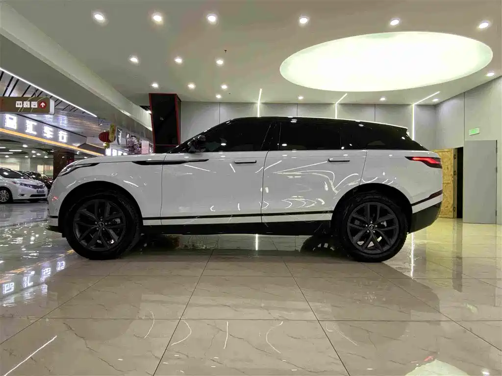Land Rover Range Rover Velar 2024 — фото 6