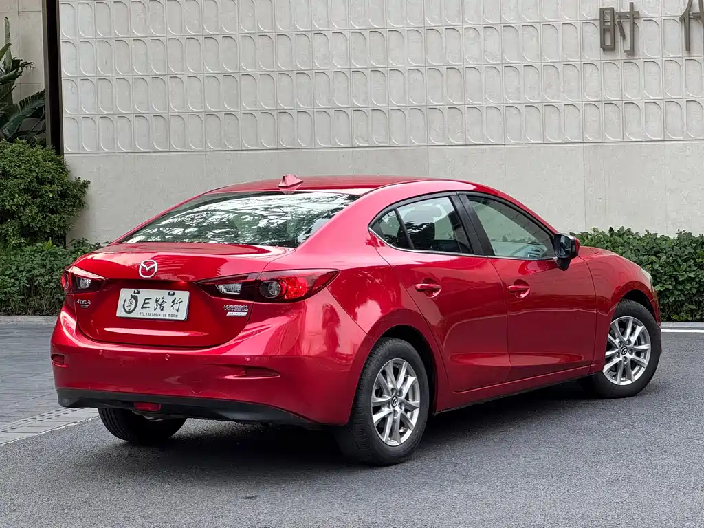 Mazda 3 Axela 2014 — фото 21