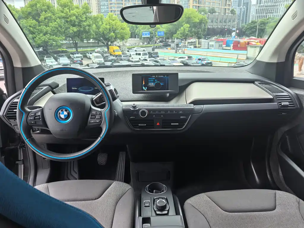 BMW i3 2016 — фото 5