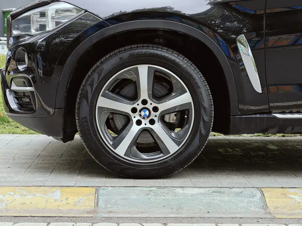 BMW X6 2017 — фото 20