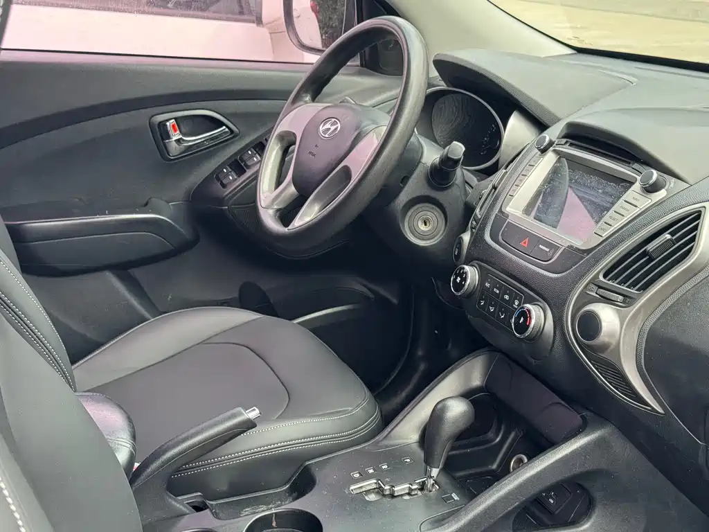 Hyundai ix35 2016 — фото 14