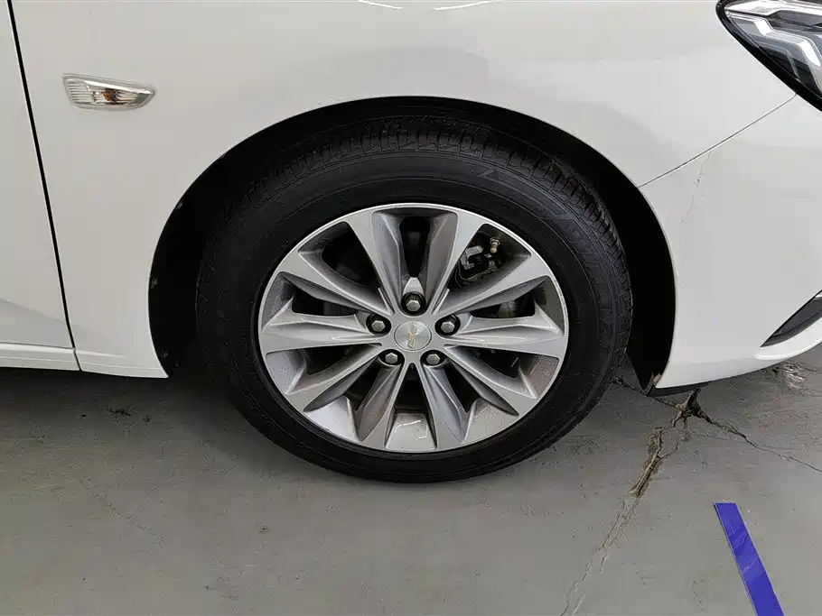 Chevrolet Cruze 2021