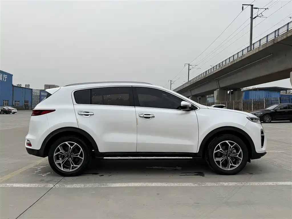 Kia KX5 2021 — фото 6