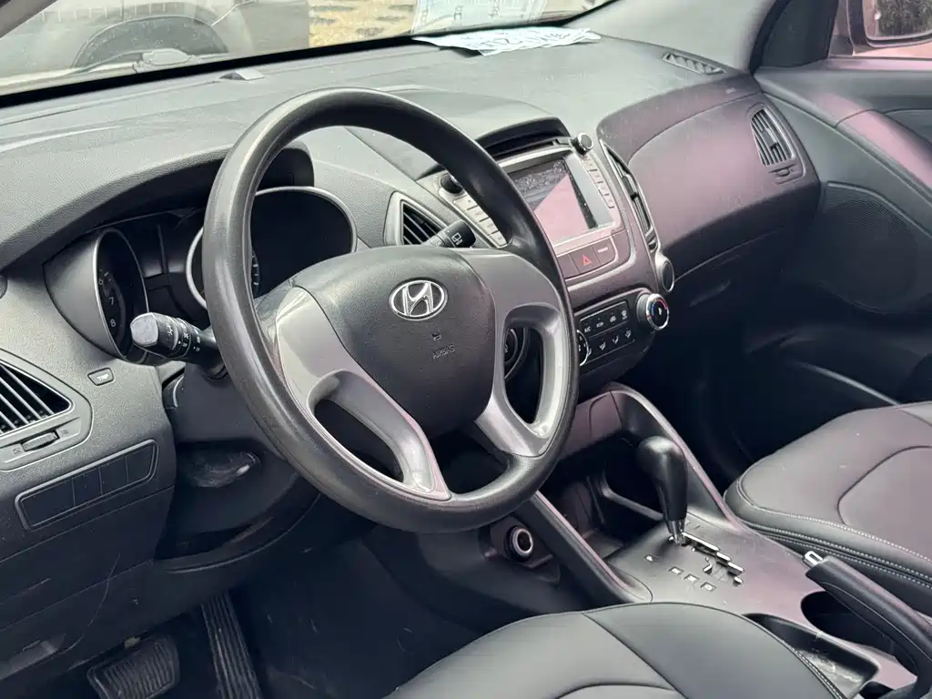 Hyundai ix35 2016 — фото 12
