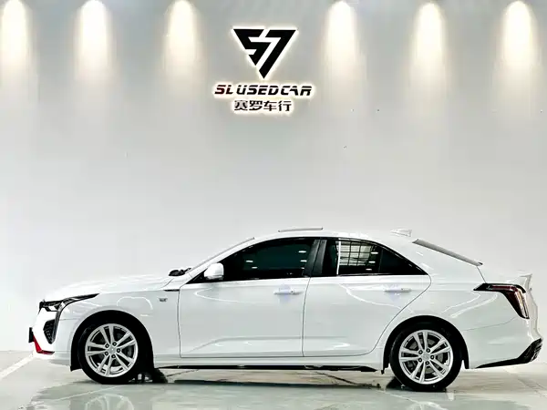 Cadillac CT4 2020
