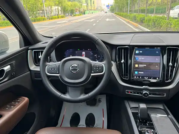 Volvo XC60 2024