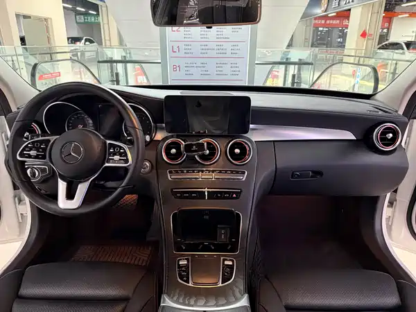 Mercedes-Benz C-Class 2019