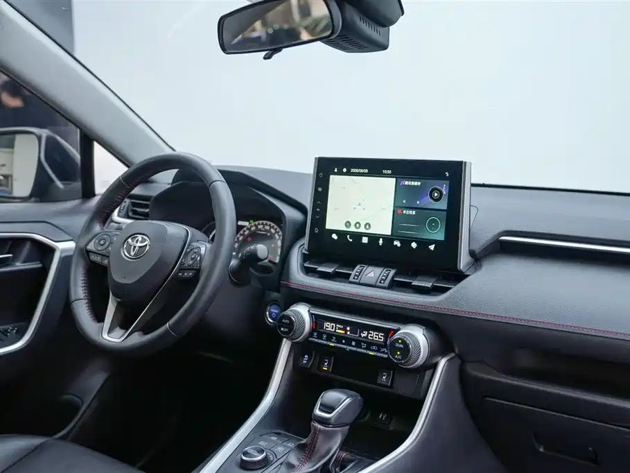 Toyota Wildlander New Energy 2022 — фото 8