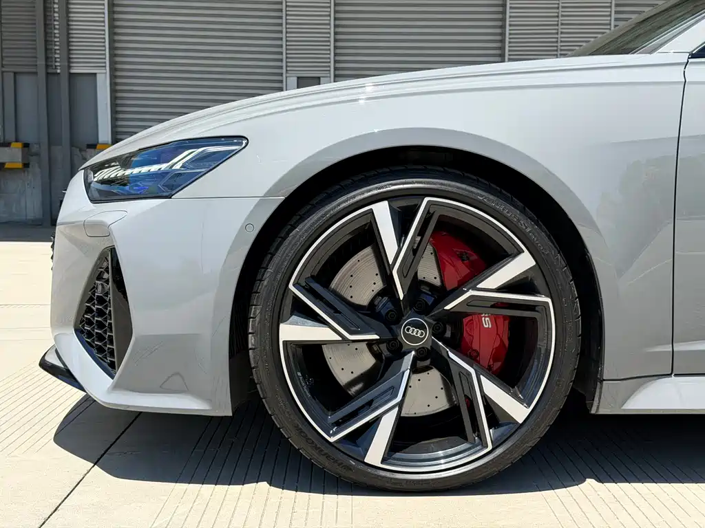 Audi RS 6 2022 — фото 22