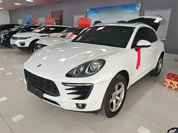 Porsche Macan 2014