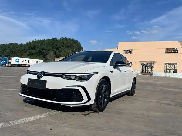 Volkswagen Golf 2023