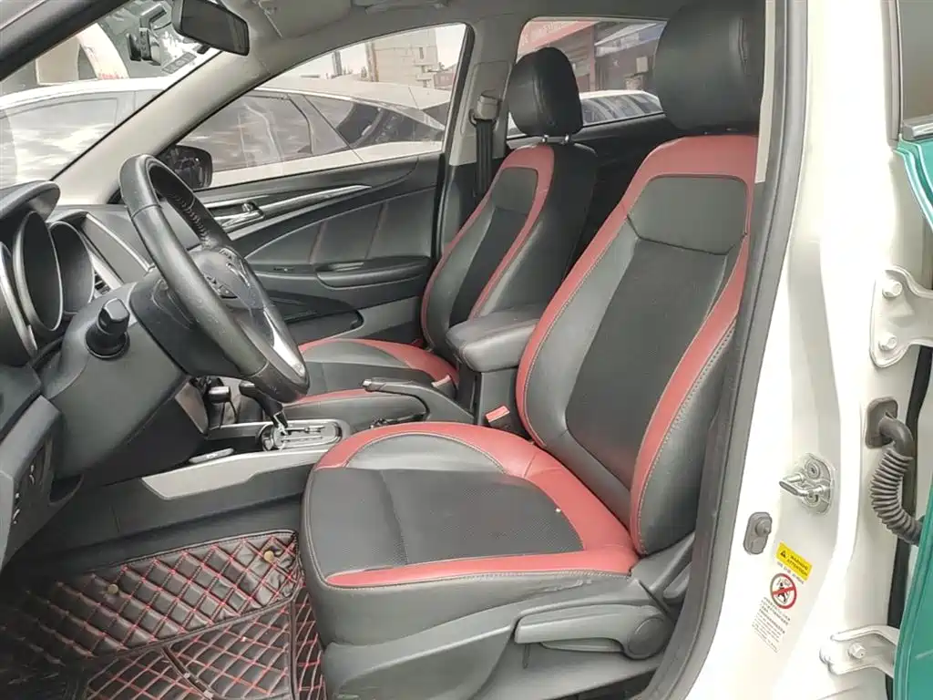 Changan Eado XT 2014 — фото 15