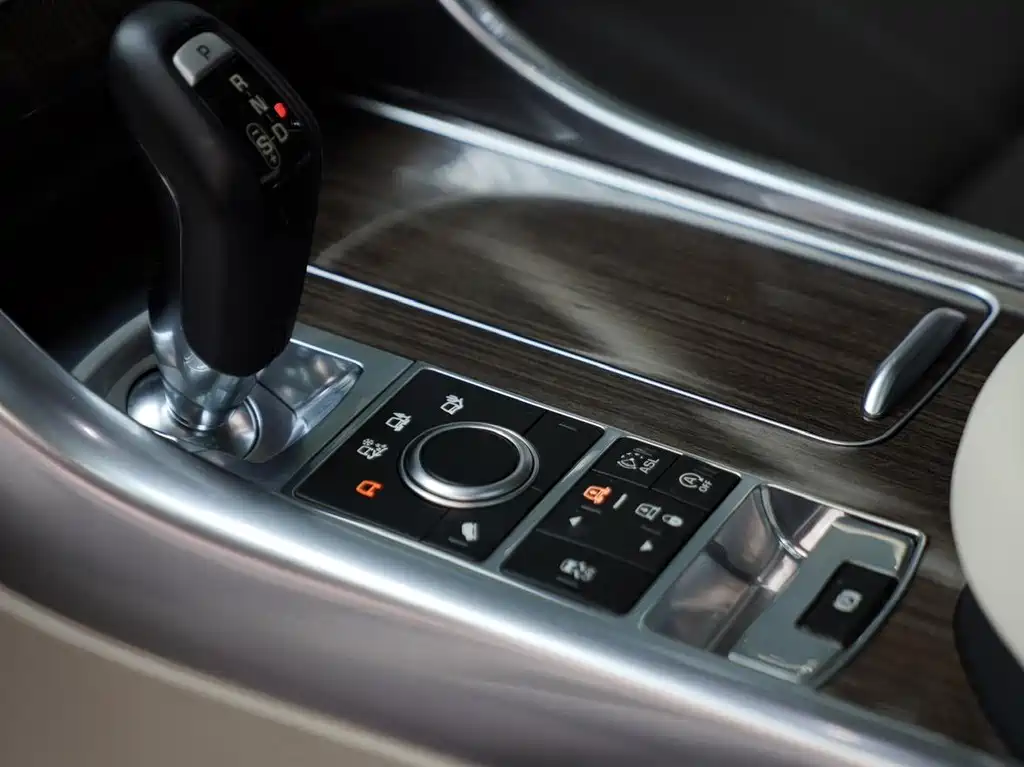 Land Rover Range Rover Sport 2015 — фото 19
