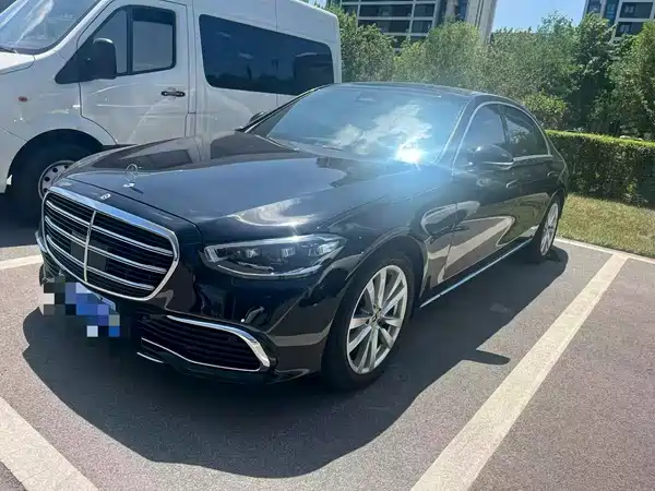 Mercedes-Benz S-Class 2024