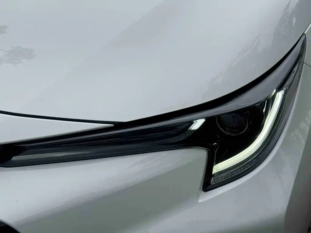 Toyota Levin 2022 — фото 34