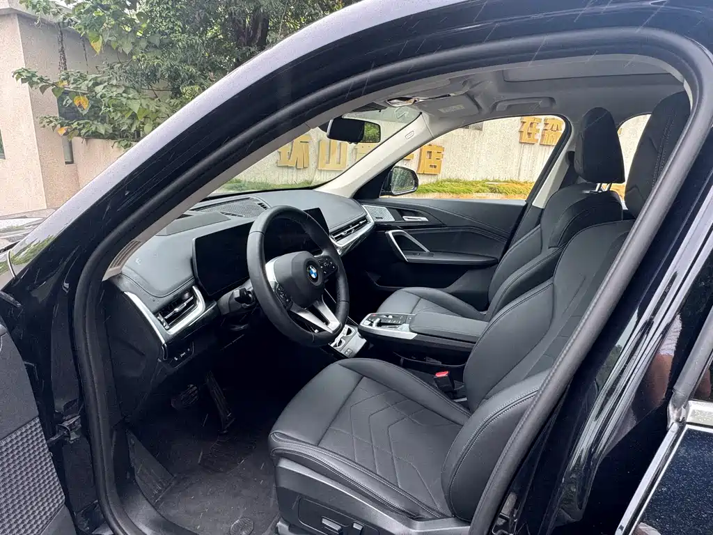 BMW X1 2025