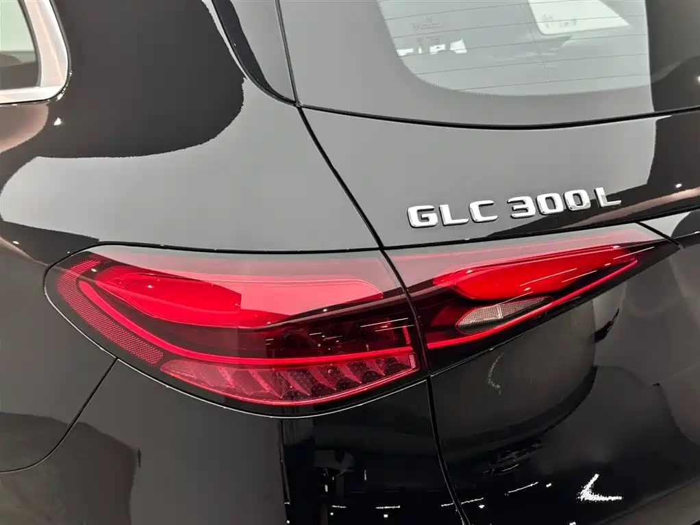 Mercedes-Benz GLC 2023 — фото 22