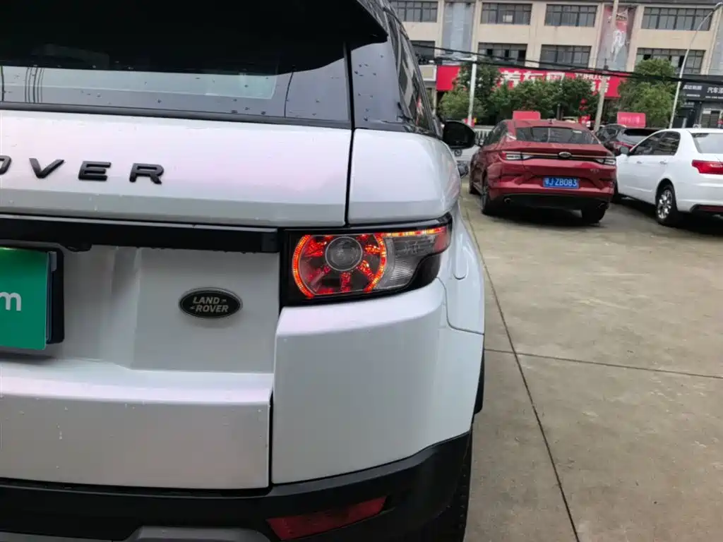 Land Rover Evoque 2016 — фото 8