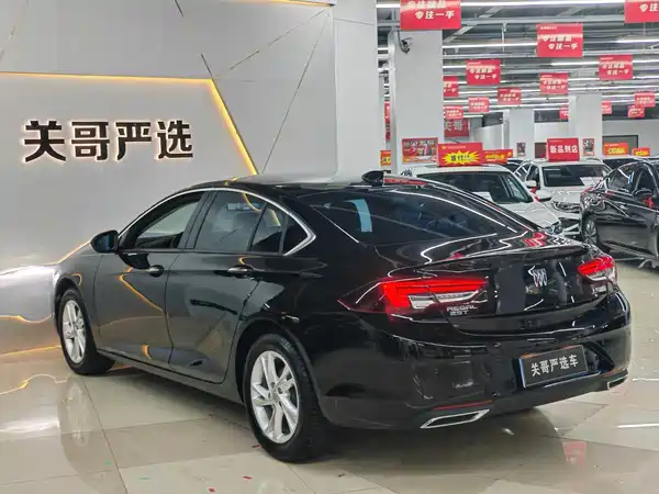Buick Regal 2025