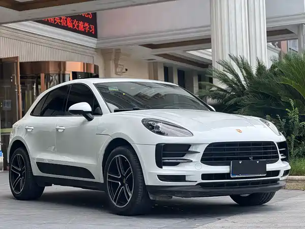 Porsche Macan 2024