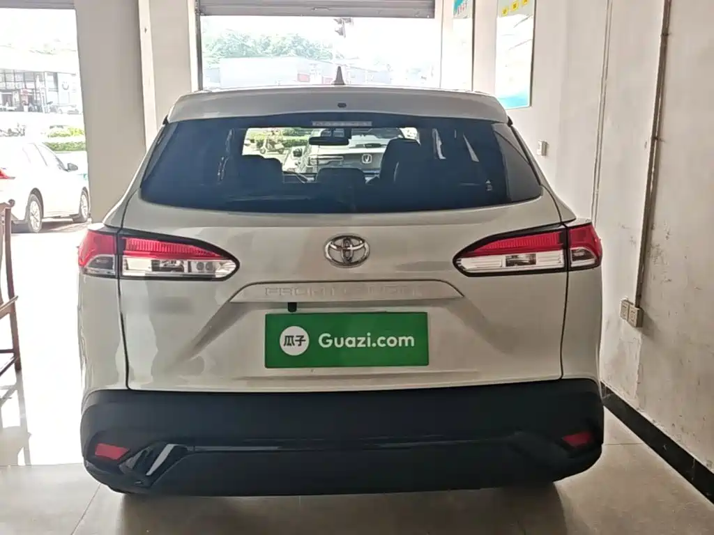 Toyota Frontlander 2024