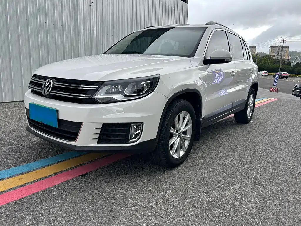 Volkswagen Tiguan 2019 — фото 1