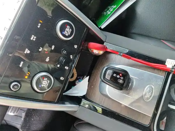 Land Rover Discovery Sport 2021